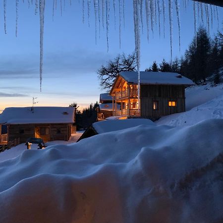 Rifugio Graziani Huette Hotel ซาน วิจลิโอ ดิ มาเรบเบ ภายนอก รูปภาพ