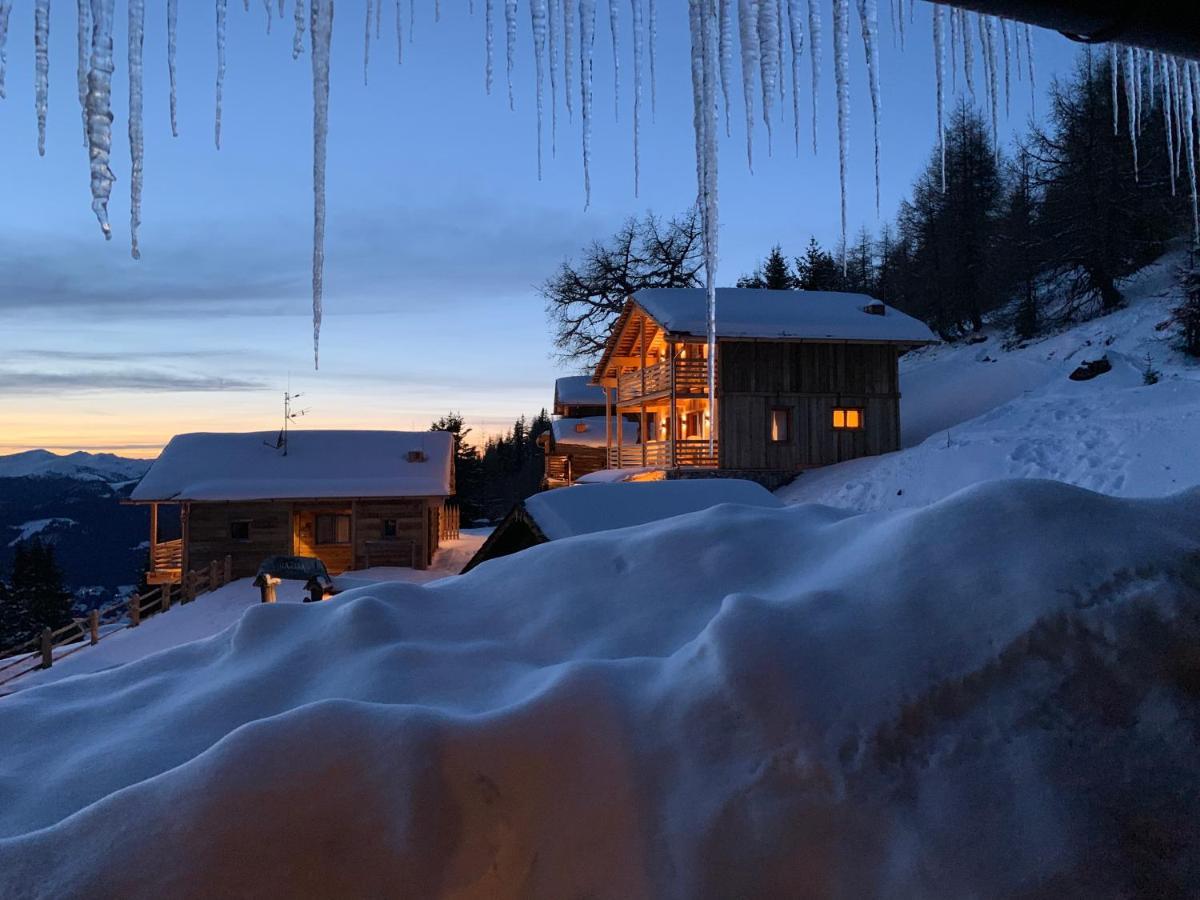 Rifugio Graziani Huette Hotel ซาน วิจลิโอ ดิ มาเรบเบ ภายนอก รูปภาพ